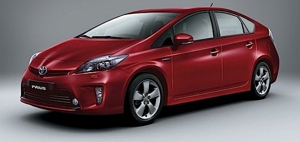 Toyota-Prius-hybrid-auto-industry-sales-Canada-August-EDIWeekly