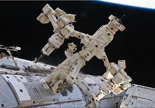 Dextre-International-Space-Station-Canadian-Space-Agency-Canadarm-MacDonald-Dettwiler-EDIWeekly Dextre-International-Space-Station-Canadian-Space-Agency-Canadarm-MacDonald-Dettwiler-EDIWeekly